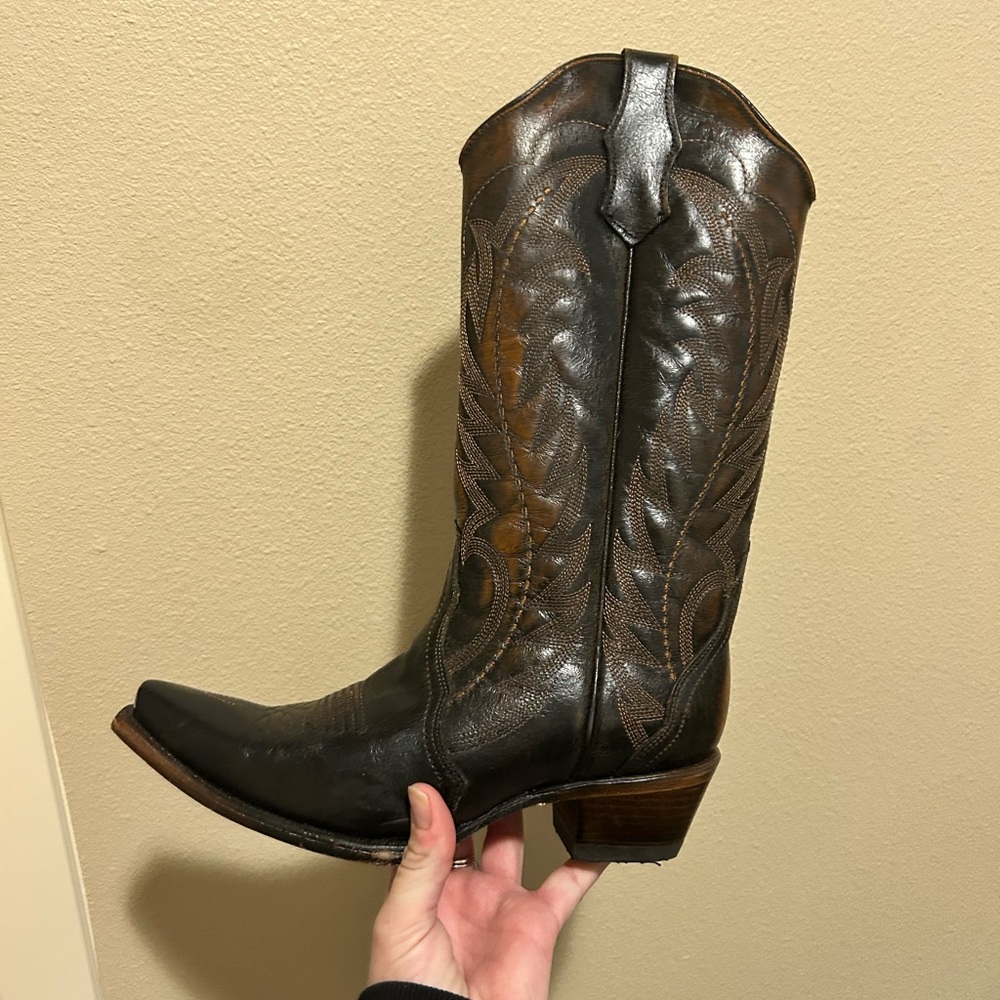 Circle G Brown Heeled Boots
